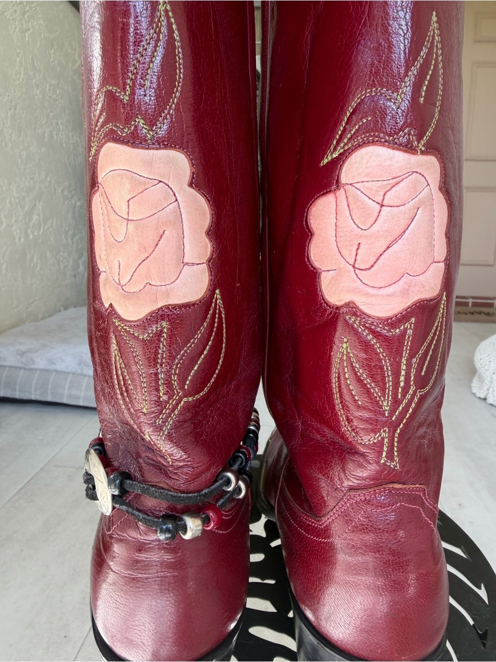 Vintage Justin USA Burgundy Floral Cowboy Boots | Women’s 7.5B | RARE 1970-80 - Picture 2 of 9